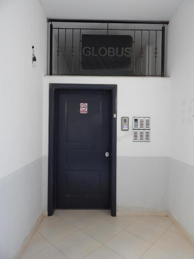 Modern Spacious 1 Bedroom Flat Next To The Beach Vlore Exterior photo